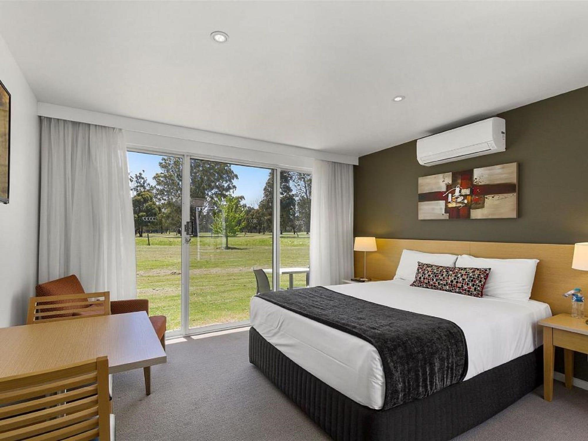 Quality Inn & Suites Traralgon Exterior foto